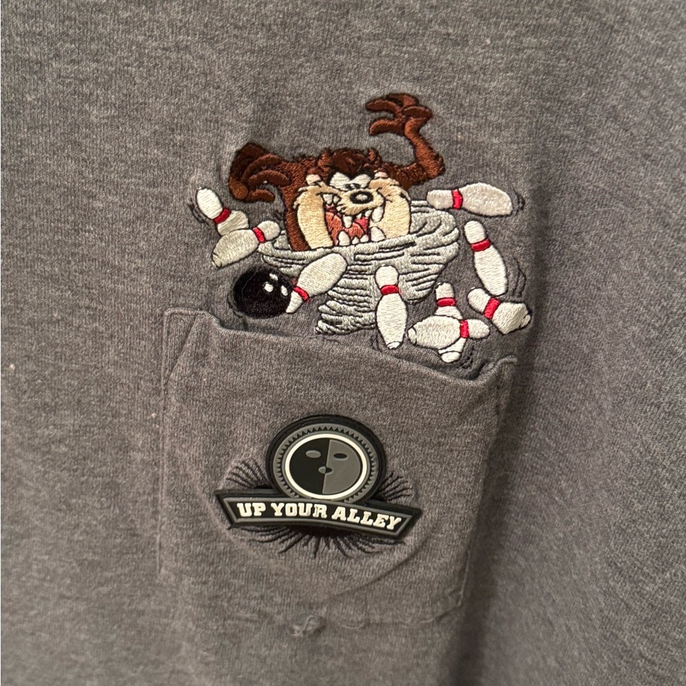 Warner‎ Bros Taz Bowling Shirt XL 1999 Looney Tunes Pocket Tee Vintage - Picture 2 of 10